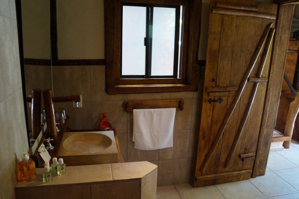 Tacuara Lodge Обера Номер фото