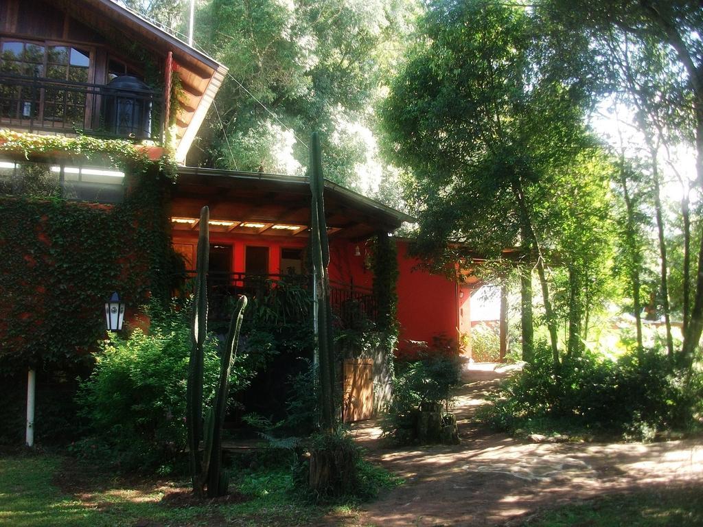 Tacuara Lodge Обера Экстерьер фото