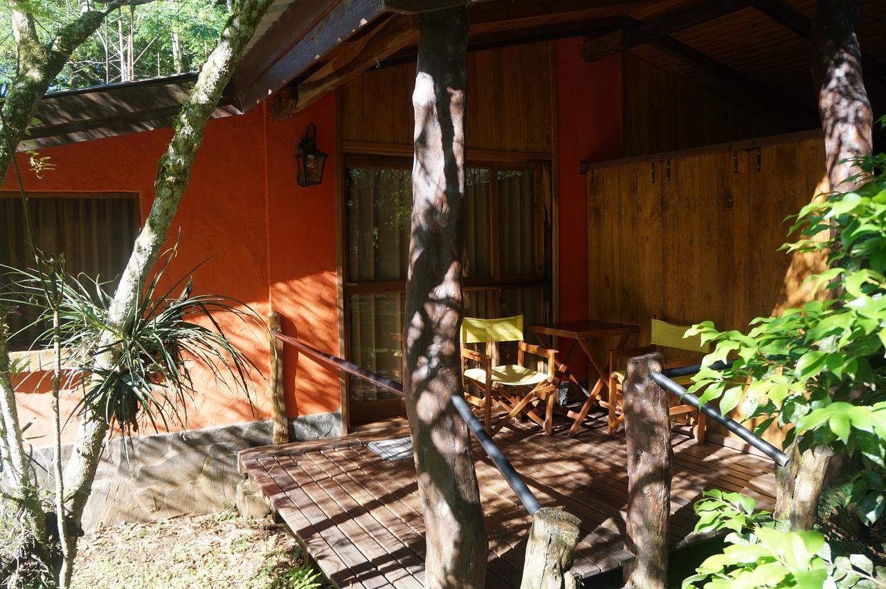 Tacuara Lodge Обера Экстерьер фото