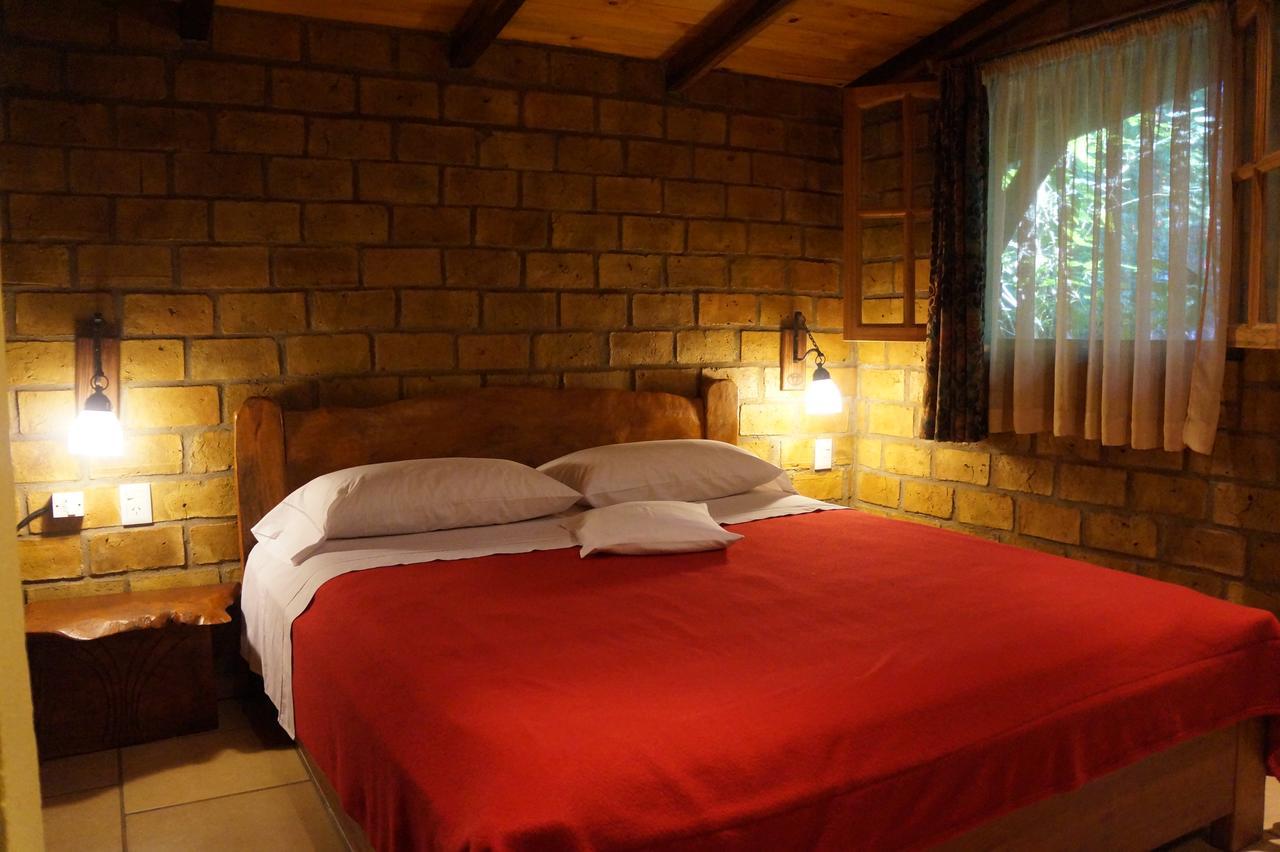 Tacuara Lodge Обера Экстерьер фото