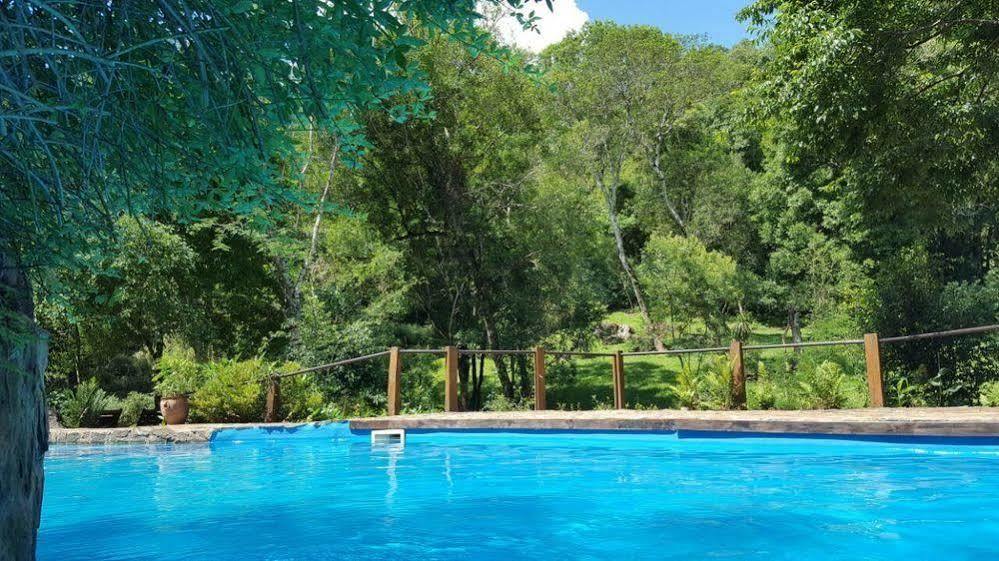 Tacuara Lodge Обера Экстерьер фото